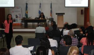 capacitan a cuidadores hospitalarios