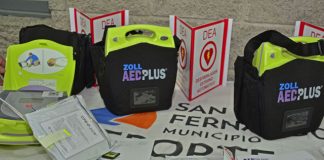 Instalan desfibriladores inteligentes en Polideportivos y Centros de Salud de San Fernando