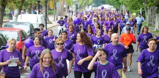 Farmacéuticos de San Isidro participaron de correcaminata contra la violencia de género