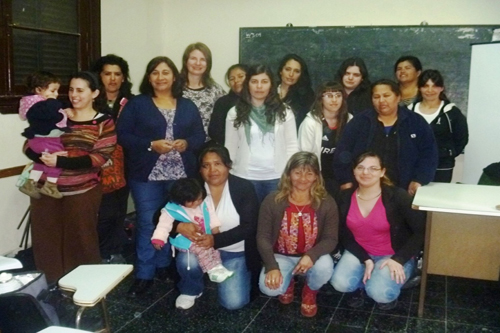 EN MOVIMIENTO. Promotores comunitarios de salud. 