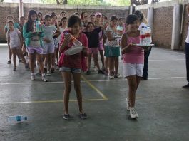 Con juegos enseñan hábitos saludables a niños en las colonias de verano