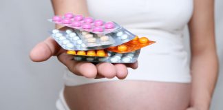 Conferencia en San Isidro sobre medicamentos y embarazo: riesgo teratogénico