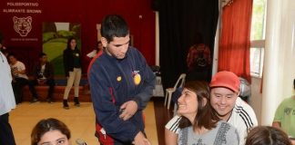En la jornada «Cuidando a nuestros Tigres» realizaron controles médicos a jóvenes con discapacidad
