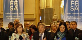 Ministros analizan la aplicación de la Cobertura Universal de Salud