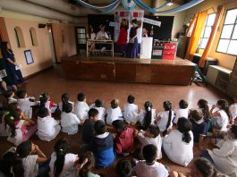 “Todo por Streptus”, una obra teatral que enseña la correcta higiene de los alimentos