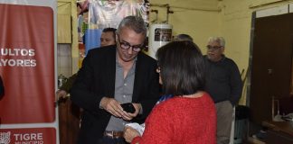 Tigre entregó anteojos a más de 60 vecinos de Don Torcuato