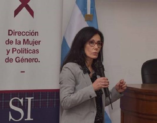 La Dra. Laura Abojer expuso sobre parto respetado