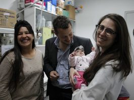 San Isidro: inédita cirugía de esófago a recién nacido