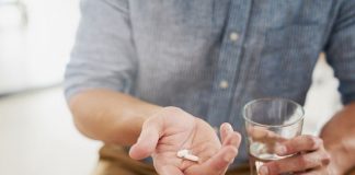 La pastilla para la tensión arterial sería mejor tomarla antes de acostarse