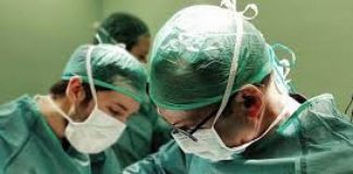 Restringen la utilización de un reemplazo de válvula cardíaca de última generación