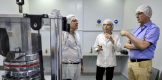 El Ministerio de Salud Provincial impulsa la producción pública de medicamentos