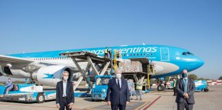 Llegaron elementos de protección para el personal de salud desde China