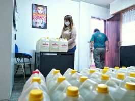 Echeverria: entregan 800 litros de alcohol en gel a instituciones educativas