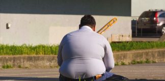 Cenar tarde abriría la puerta a la obesidad y diabetes