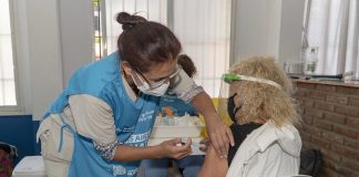 Vacunación Covid-19: en San Isidro piden asistir solo 10 minutos antes del turno