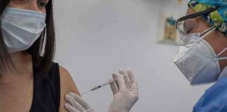 Las vacunas salvan vidas y son una de las medidas más equitativas para la población