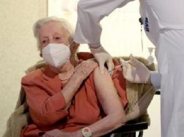 Provincia: desde el 5/6 vacunan sin turno a mayores de 70