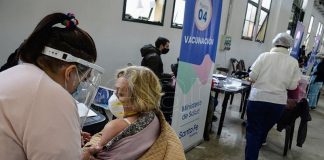 El plan de vacunación redujo los contagios de coronavirus en adultos mayores