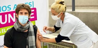 San Fernando: Juan Andreotti recibió la primera dosis de la vacuna anticovid