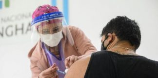 Provincia: ya vacunan sin turno a mayores de 35 años sin riesgo