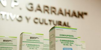 Primera entrega de cannabis medicinal a pacientes con epilepsia del Garrahan