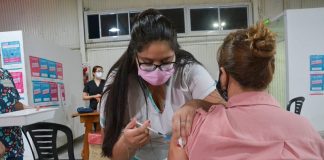 Miles de bonaerenses y turistas participaron de «La Noche de las Vacunas»