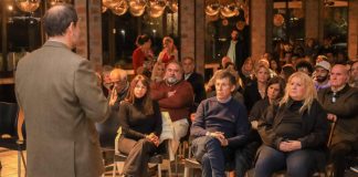 El creador de «Rugby Sin Fronteras» dio una charla motivacional para ayudar a niños con trastornos neurológicos