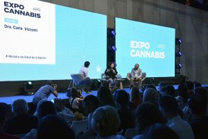04 11 22 ExpoCannabis03