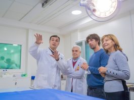 San Fernando presentó los nuevos servicios de hemodinamia y unidad coronaria del Hospital Municipal