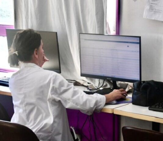 San Isidro: con nueva fibra óptica y equipos informáticos avanza la digitalización del Hospital Municipal Materno Infantil