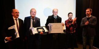 Escobar homenajeó a médicos ilustres del distrito