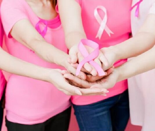 Cáncer de mama: jornada para promover la detección temprana en mujeres del Barrio Mugica de CABA