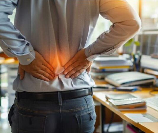 Espondiloartritis axial: una enfermedad inflamatoria que no solo es un dolor de espalda